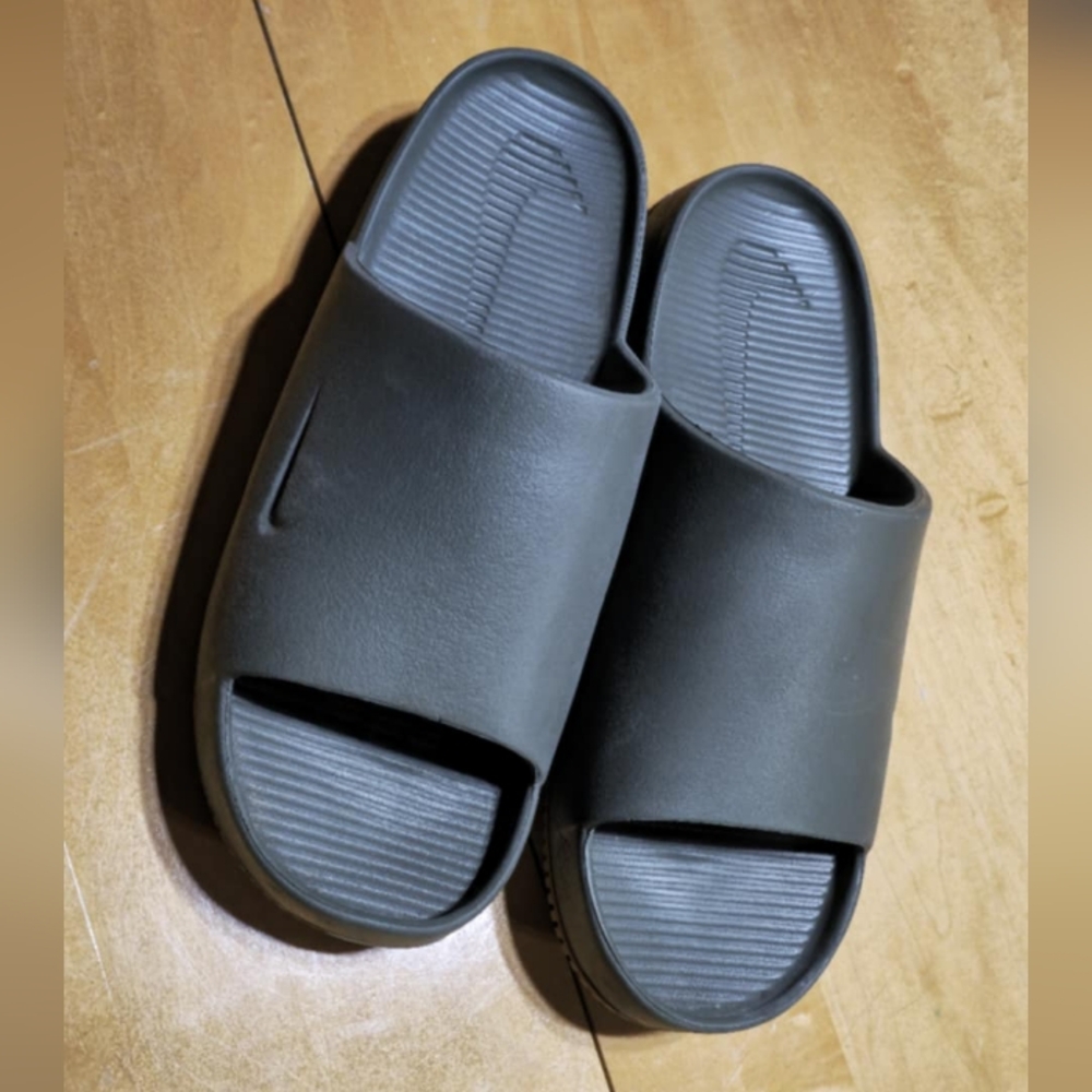 Nike Dark Green Slide Sandals